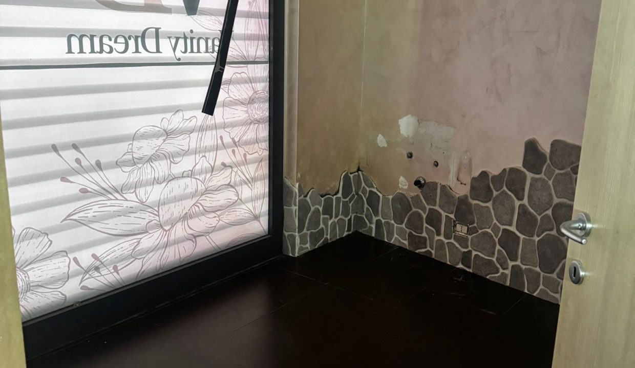 8c84bd70-10bf-456c-bf2a-95a32badd843